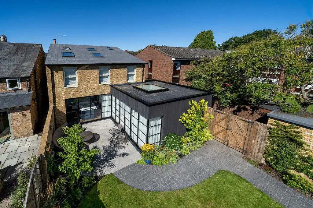 SINGLE DETACHED PROPERTY EXTENSION
